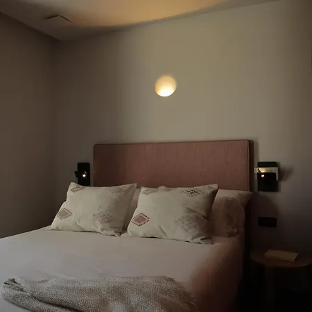 Aparthotel El Faro Unkempt - Tazones