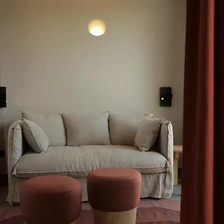 El Faro Unkempt - Tazones Hotel apartamentowy 4*