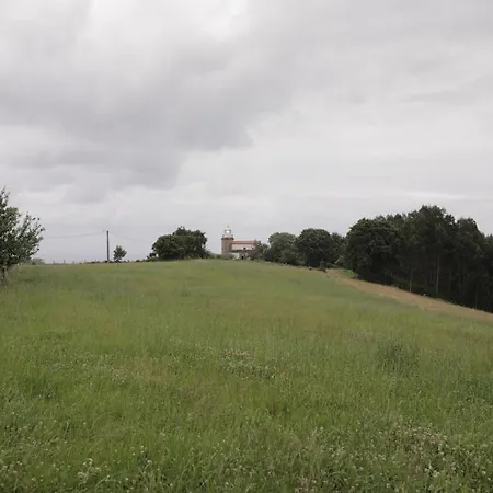 El Faro Unkempt - Tazones Apart Otel