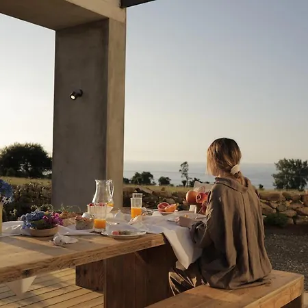 El Faro Unkempt - Tazones Apart Otel