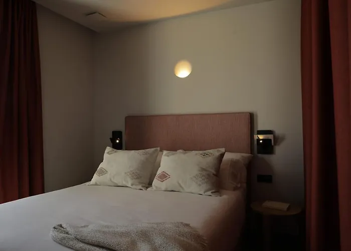 Aparthotel El Faro Unkempt - Tazones