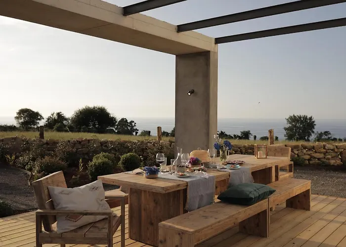 Aparthotel El Faro Unkempt - Tazones 4*