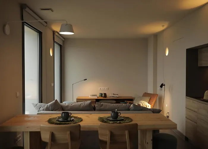 Aparthotel El Faro Unkempt - Tazones