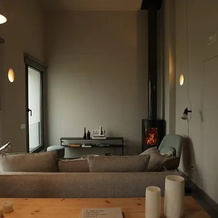 Apartahotel El Faro Unkempt - Tazones